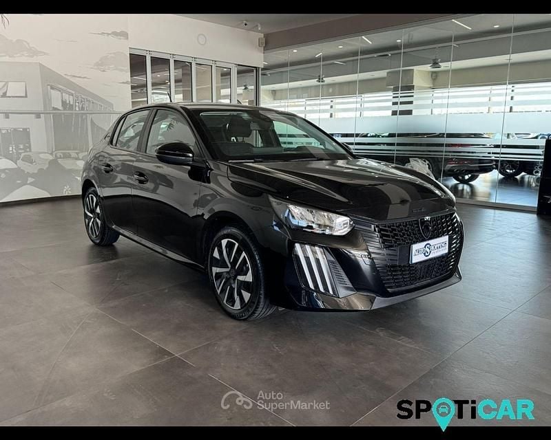 Usata Peugeot 208 Style 101 CV (74 kW) 2025 Nero Utilitaria