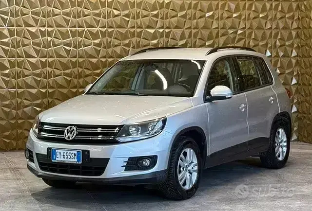 Usata VW Tiguan 122 CV (89 kW) 2015 Grigio SUV