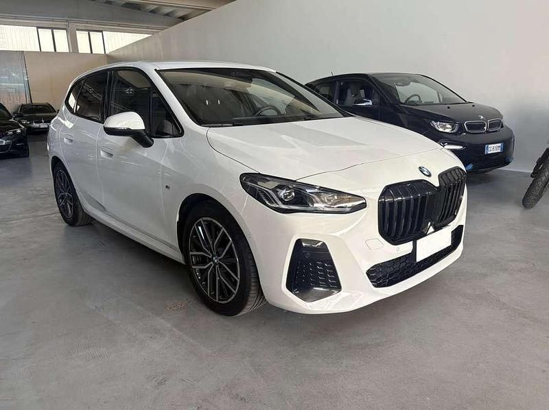 Usata BMW 218 Active Tourer M Sport 150 CV (110 kW) 2024 Bianco Monovolume