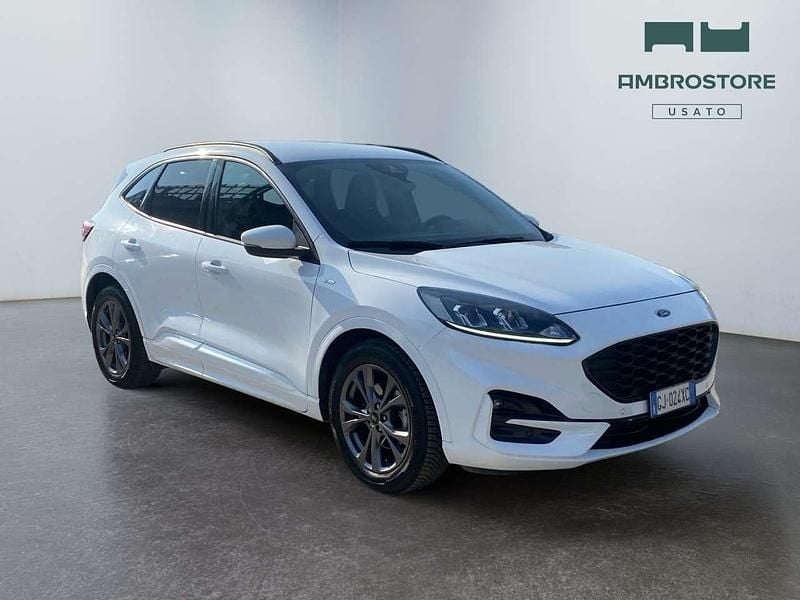 Usata Ford Kuga ST-Line 150 CV (110 kW) 2022 Frozen white SUV