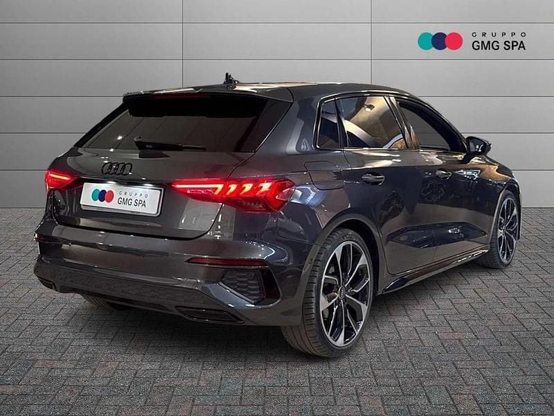 Usata Audi A3 Sportback Ambiente 150 CV (110 kW) 2023 Grigio Utilitaria