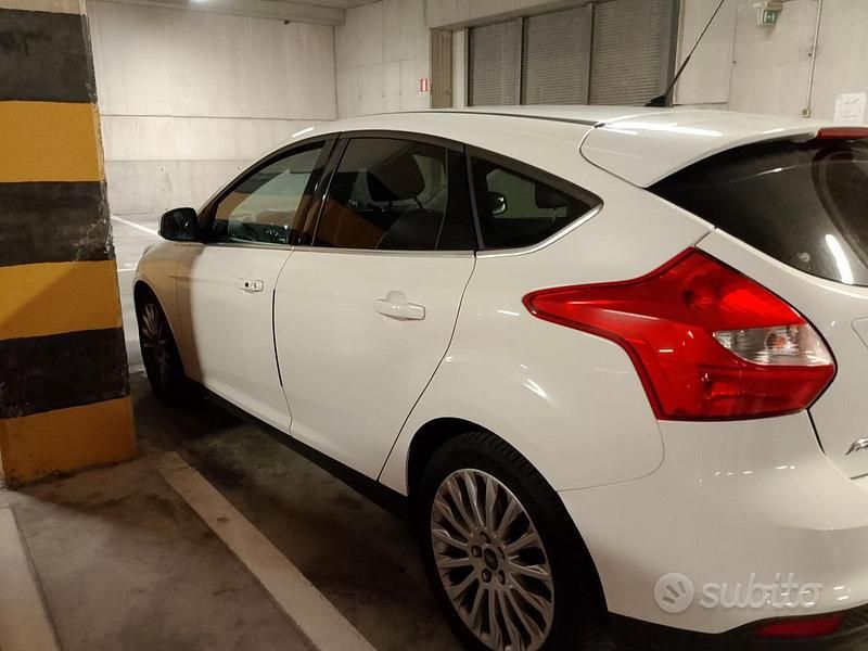 Usata Ford Focus 163 CV (119 kW) 2012 Bianco Berlina