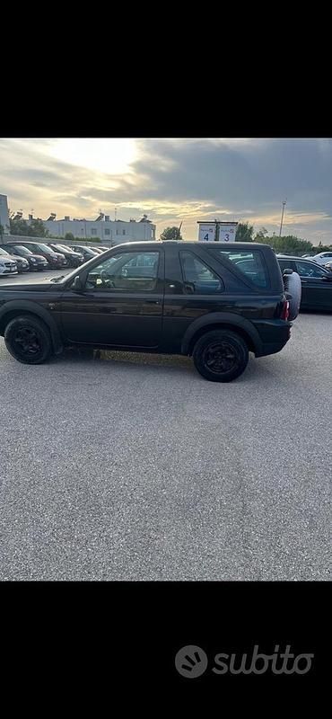 Usata Land Rover Freelander 2004 Nero SUV