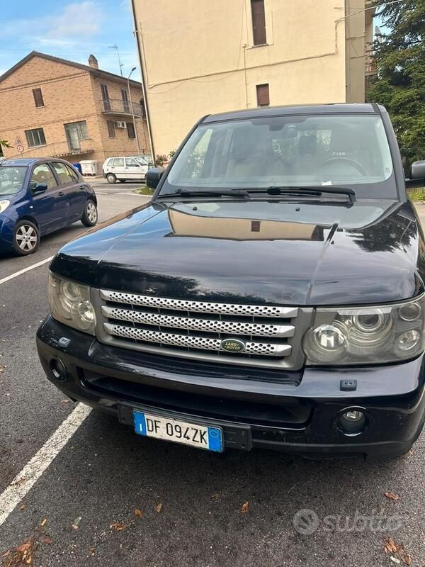 Usata 2007 Land Rover Range Rover Sport SUV | 4000 € (Buon prezzo) - Immagine 1/4