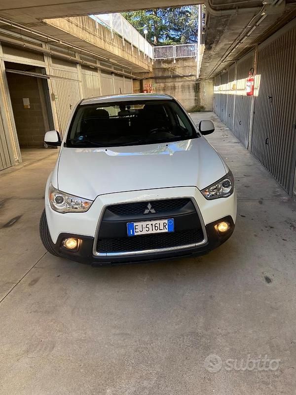 Usata Mitsubishi ASX 150 CV (110 kW) 2011 Bianco SUV