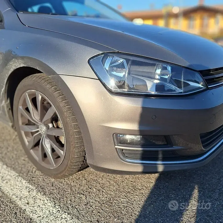 Usata VW Golf VII Highline 110 CV (80 kW) 2015 Grigio Berlina