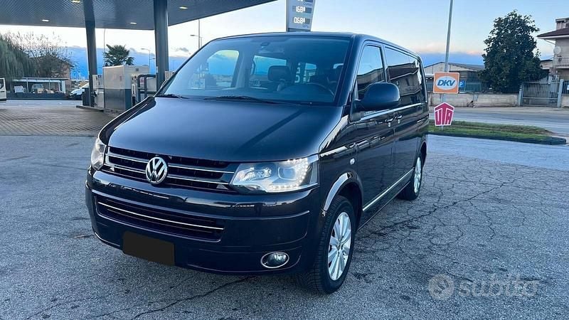 Usata VW Multivan Comfortline 180 CV (132 kW) 2012 Nero Furgone