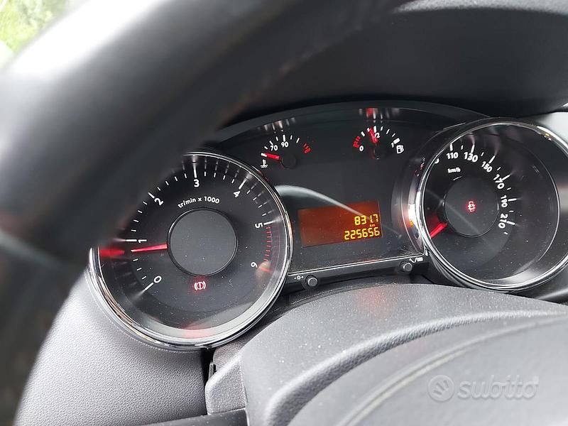 Usata Peugeot 3008 Active 111 CV (81 kW) 2011 Berlina