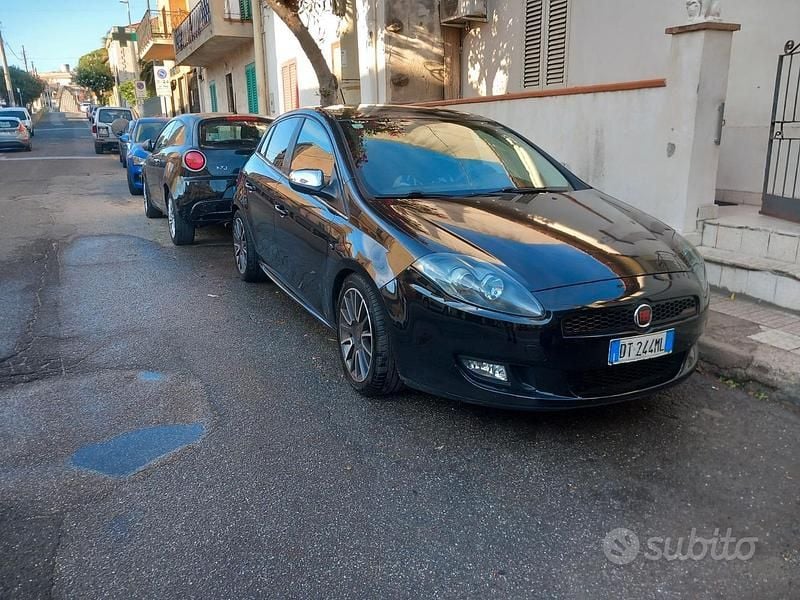 Usata Fiat Bravo 120 CV (88 kW) 2010 Nero Utilitaria