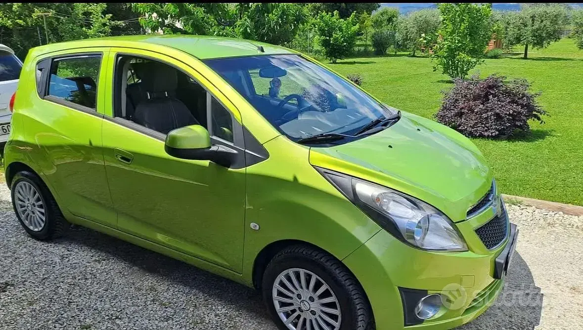 Usata Chevrolet Spark 68 CV (50 kW) 2013 Giallo Utilitaria