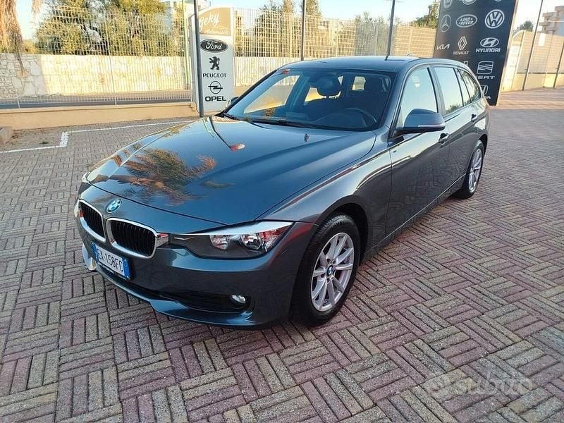 Usata BMW 316 Luxury Line 116 CV (85 kW) 2014 Grigio Station wagon