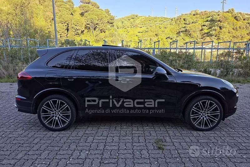 Usata Porsche Cayenne 250 CV (183 kW) 2016 Nero SUV