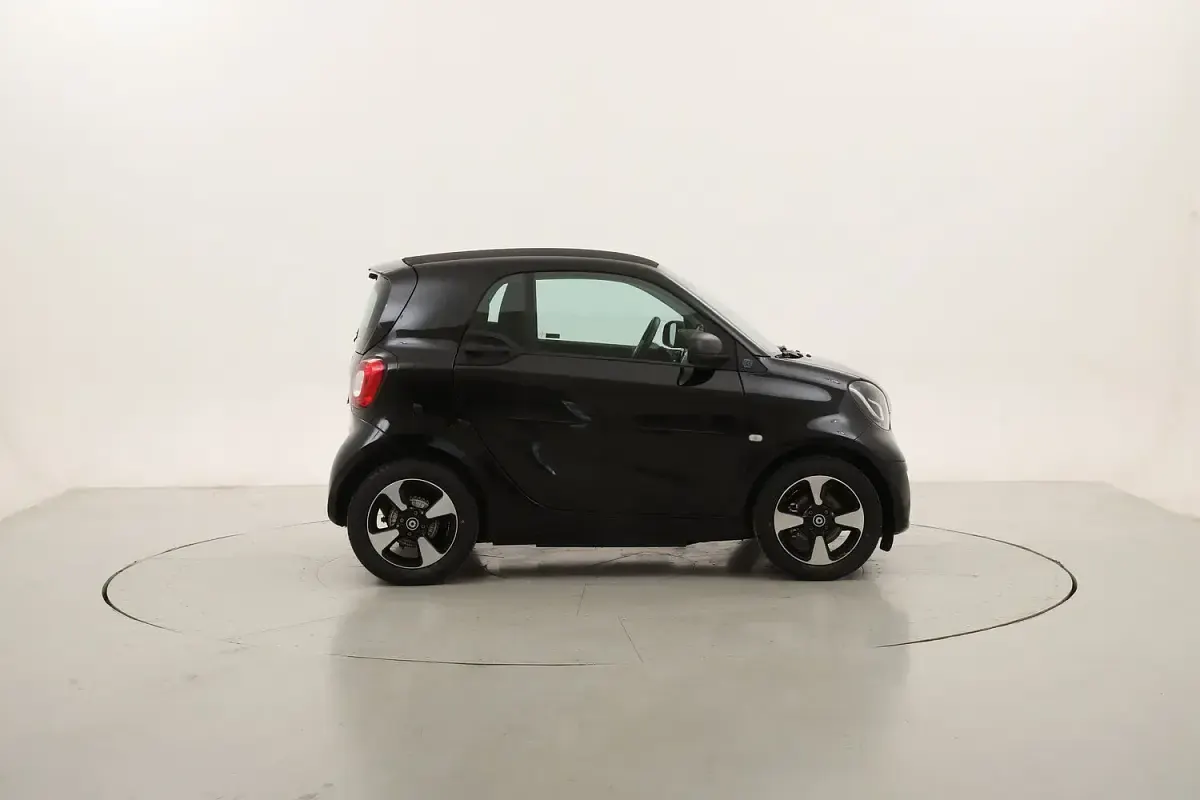 Usata Smart ForTwo Coupé Passion 41 kW (56 CV) 2021 Utilitaria