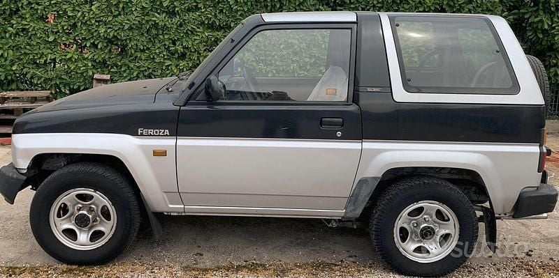 Usata Daihatsu Feroza 1989 Nero SUV