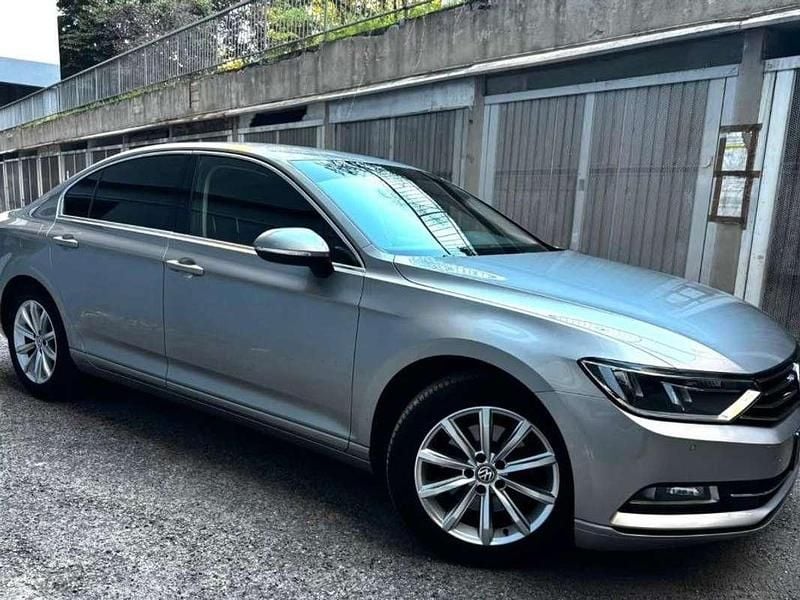 Usata VW Passat Comfortline 150 CV (110 kW) 2017 Argento Berlina