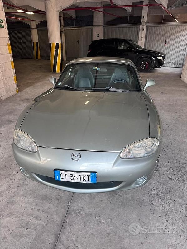 Usata Mazda MX5 110 CV (80 kW) 2003 Grigio Cabrio