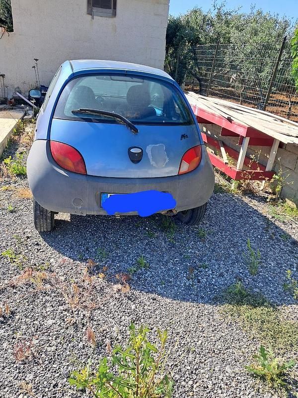 Usata Ford Ka Plus 70 CV (51 kW) 2001 Blu Utilitaria