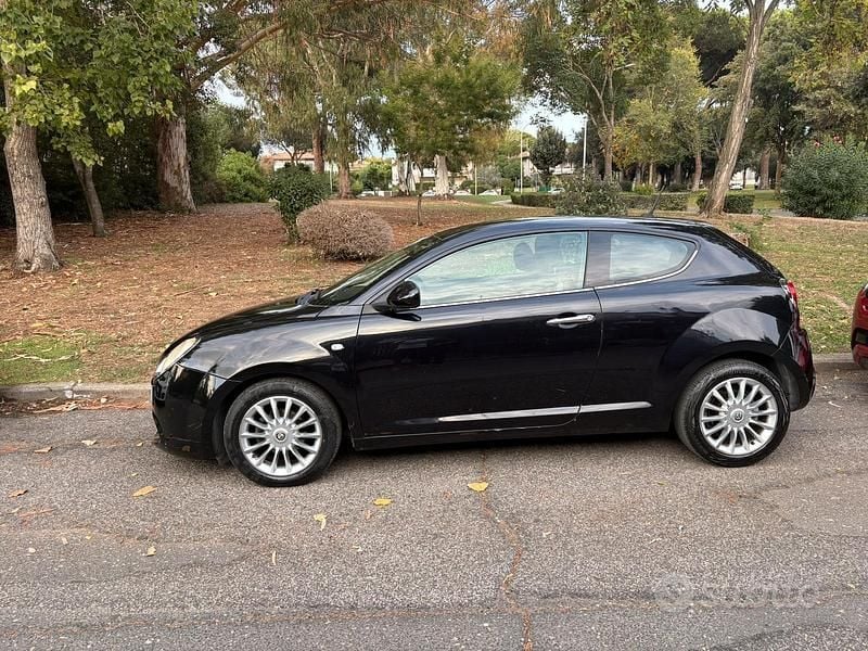 Usata Alfa Romeo MiTo Distinctive 120 CV (88 kW) 2012 Nero Utilitaria