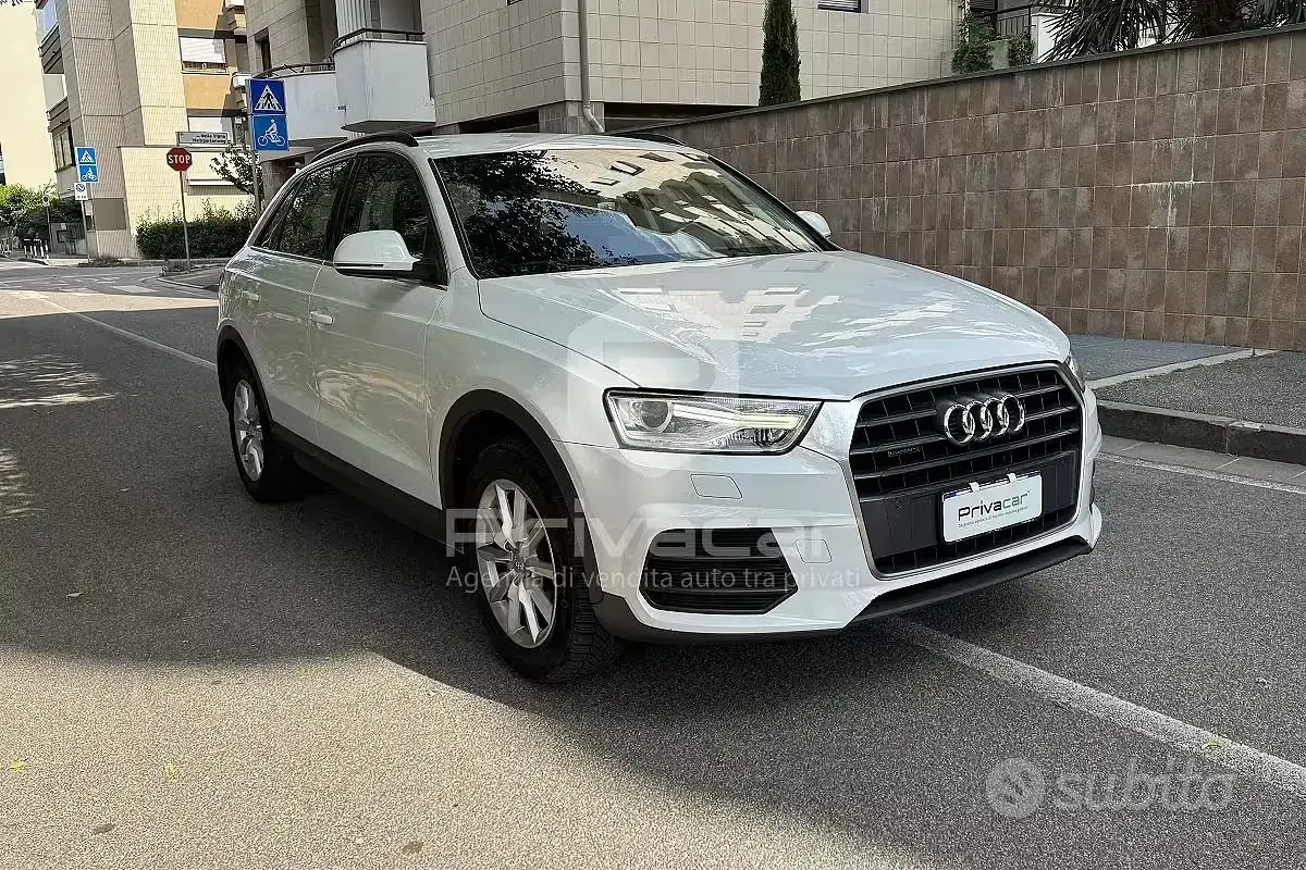 Usata Audi Q3 Business 150 CV (110 kW) 2016 Bianco SUV