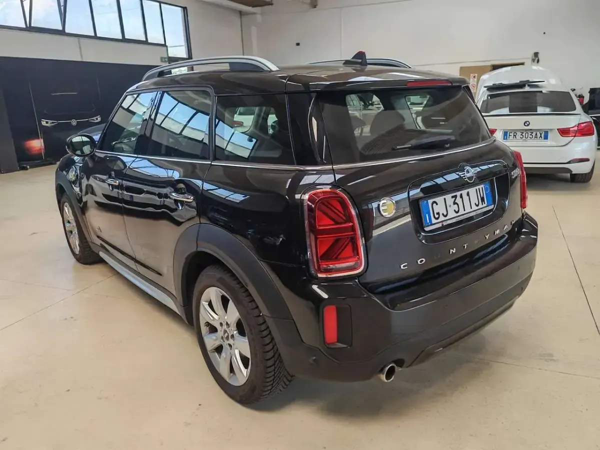 Usata Mini Cooper Countryman Essential 125 CV (91 kW) 2022 Midnight black SUV
