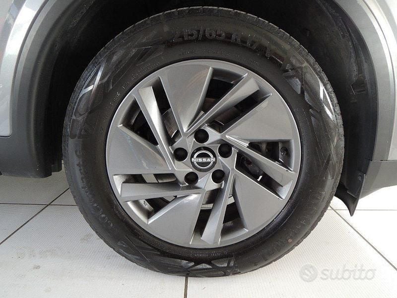 Usata Nissan Qashqai 158 CV (116 kW) 2023 Grigio SUV