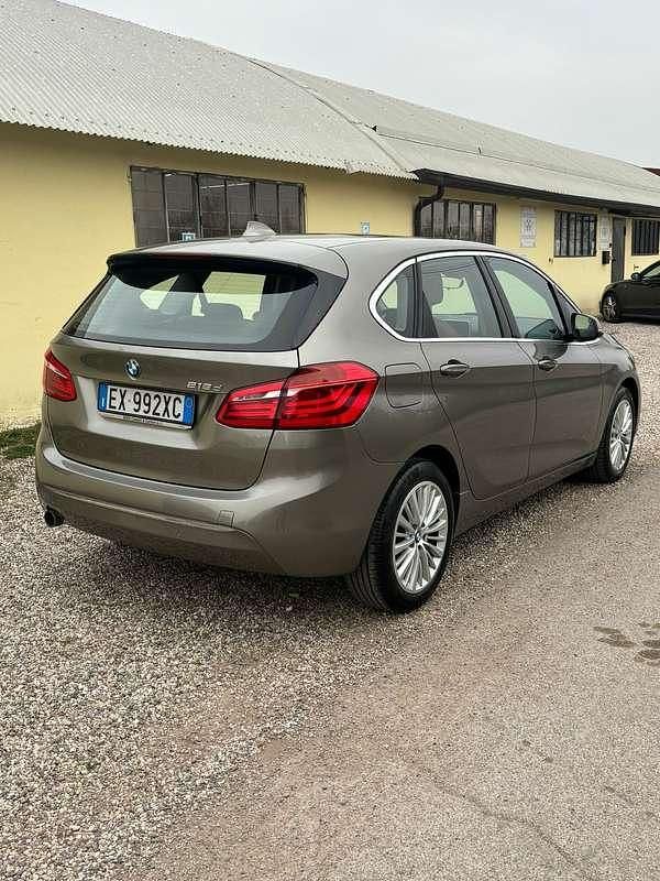 Usata BMW 218 Active Tourer Luxury Line 150 CV (110 kW) 2015 Monovolume