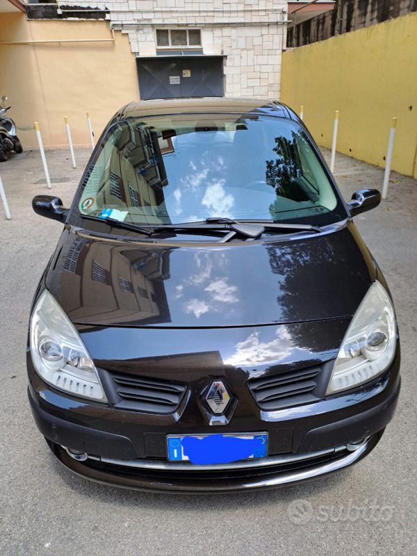 Nero Usata 2007 Renault Scénic II Monovolume | 4500 € (Molto cara) - Immagine 1/4