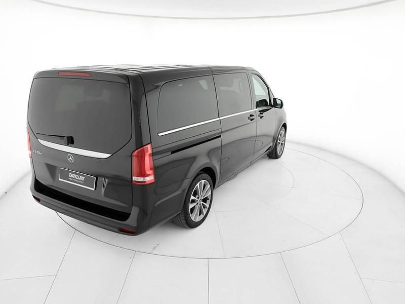 Usata Mercedes V220 Business 163 CV (119 kW) 2021 Nero Monovolume