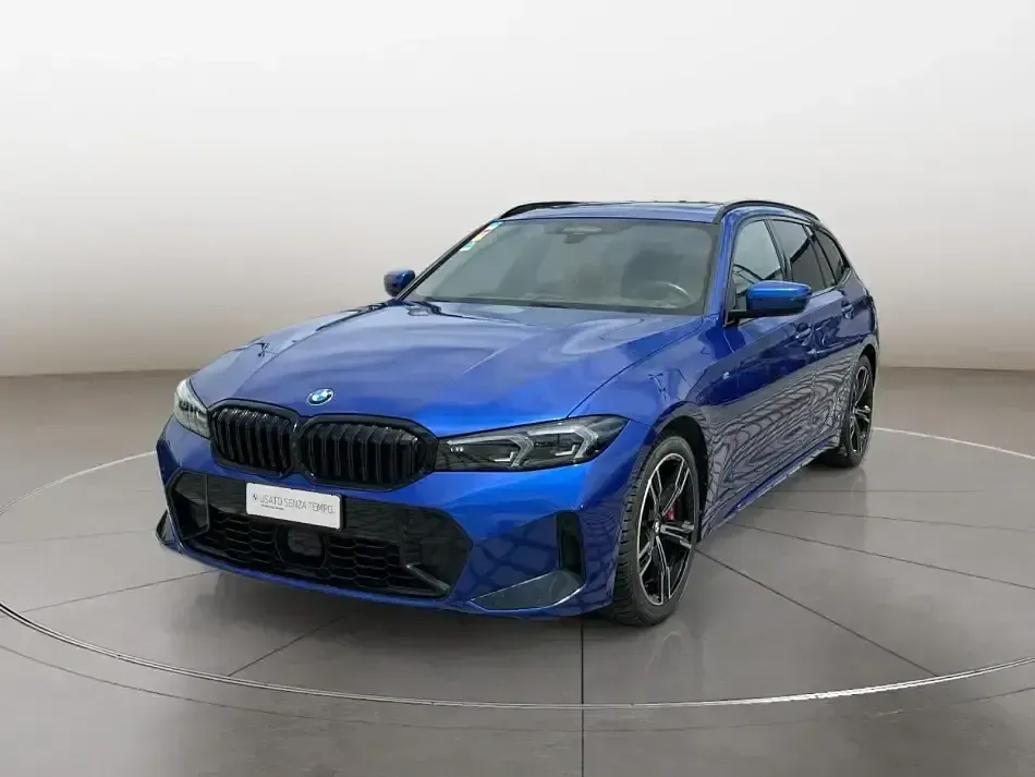 Usata BMW 330 M Sport 286 CV (210 kW) 2023 Blu Station wagon