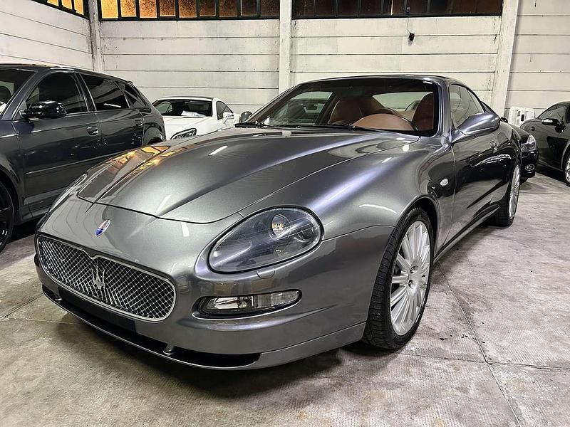 Begagnad Maserati 4200 390 HK (286 kW) 2002 Grå