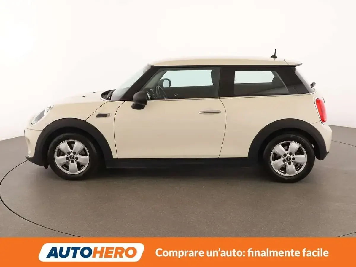 Usata Mini ONE 75 CV (55 kW) 2016 Bianco Utilitaria