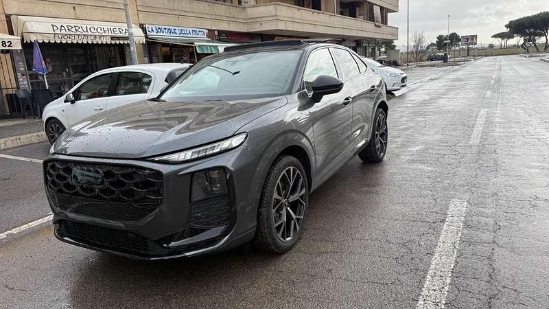 Nuova Audi Q3 S-Line 150 CV (110 kW) 2026 Grigio SUV