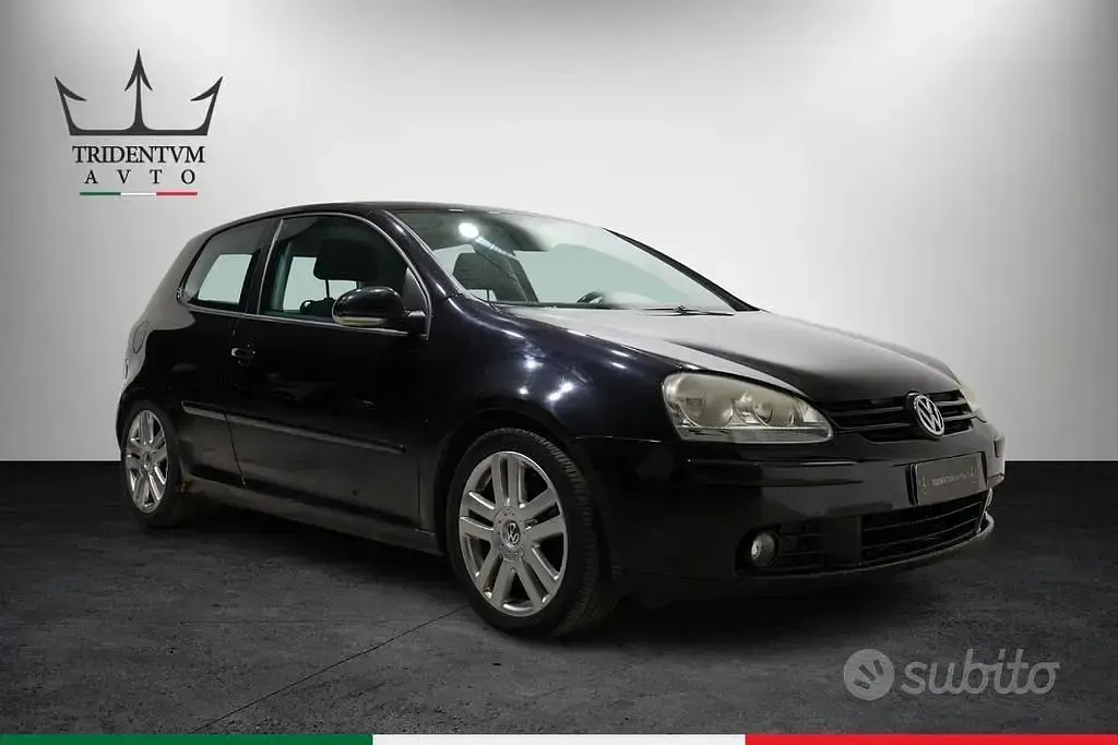 Usata VW Golf IV Sportline 140 CV (102 kW) 2005 Grigio Berlina