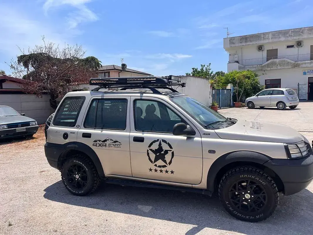 Usata Land Rover Freelander 111 CV (81 kW) 2002 SUV