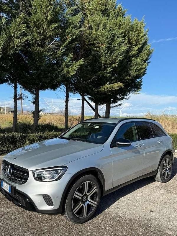 Usata Mercedes GLC220 194 CV (142 kW) 2020 Argento SUV
