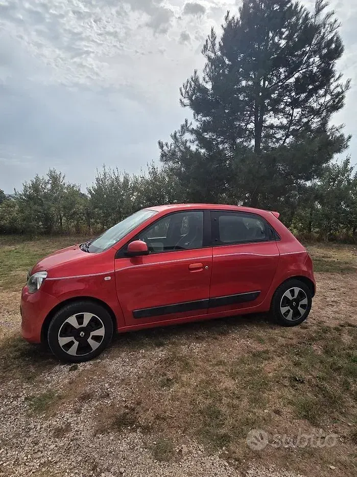 Usata Renault Twingo 69 CV (50 kW) 2017 Utilitaria