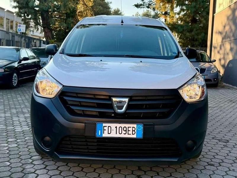 Bianco Usata 2016 Dacia Dokker Furgone | 7300 € (Ottimo prezzo) - Immagine 1/4