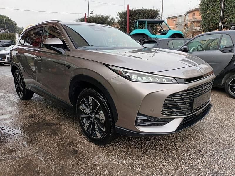 Usata MG HS Luxury 170 CV (125 kW) 2025 Bronze SUV