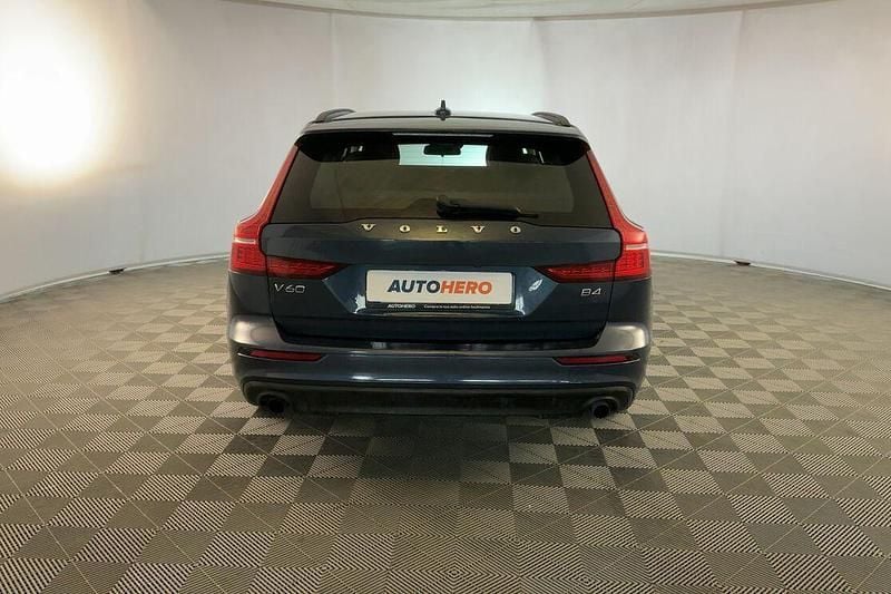 Usata Volvo V60 Business Edition 197 CV (144 kW) 2021 Blu Station wagon