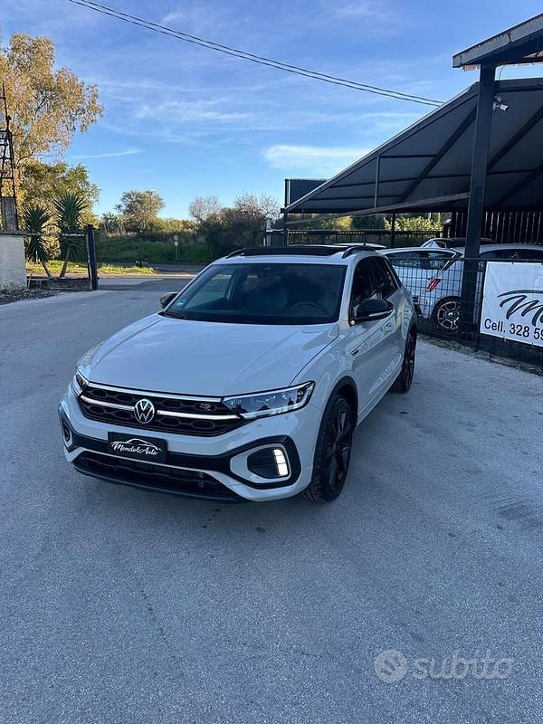 Usata VW T-Roc R-line Plus 150 CV (110 kW) 2024 Bianco SUV