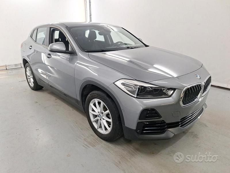 Begagnad BMW X2 Advantage 116 HK (85 kW) 2023 Grå SUV