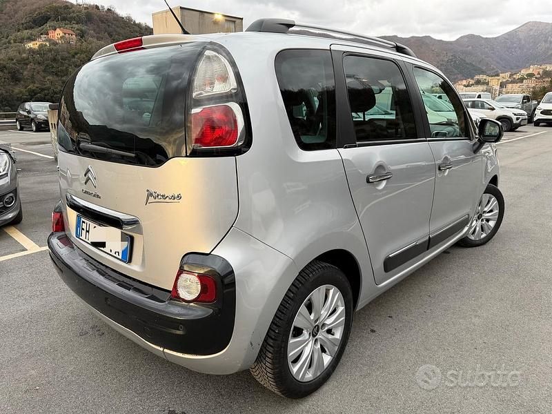 Usata Citroën C3 Picasso Exclusive 100 CV (73 kW) 2017 Grigio Monovolume