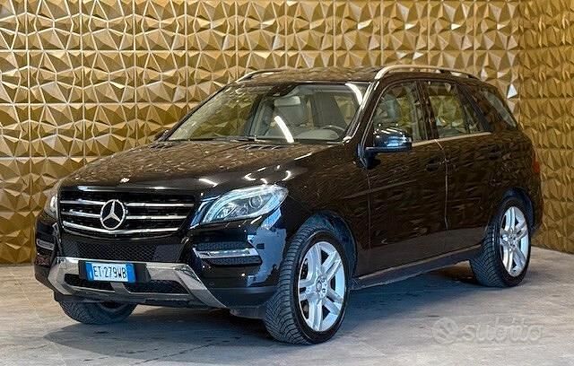 Usata Mercedes ML250 Premium 203 CV (149 kW) 2014 Nero SUV