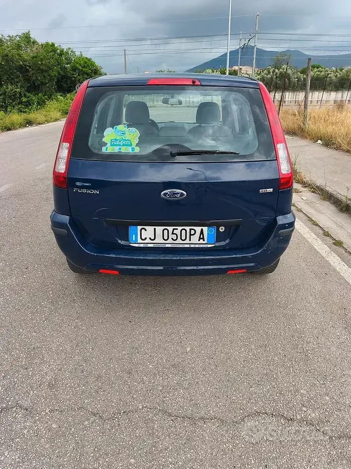 Usata Ford Fusion 68 CV (50 kW) 2003 Utilitaria