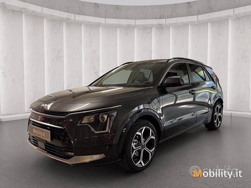 Nuova Kia Niro Style 184 CV (135 kW) 2025 Grigio SUV