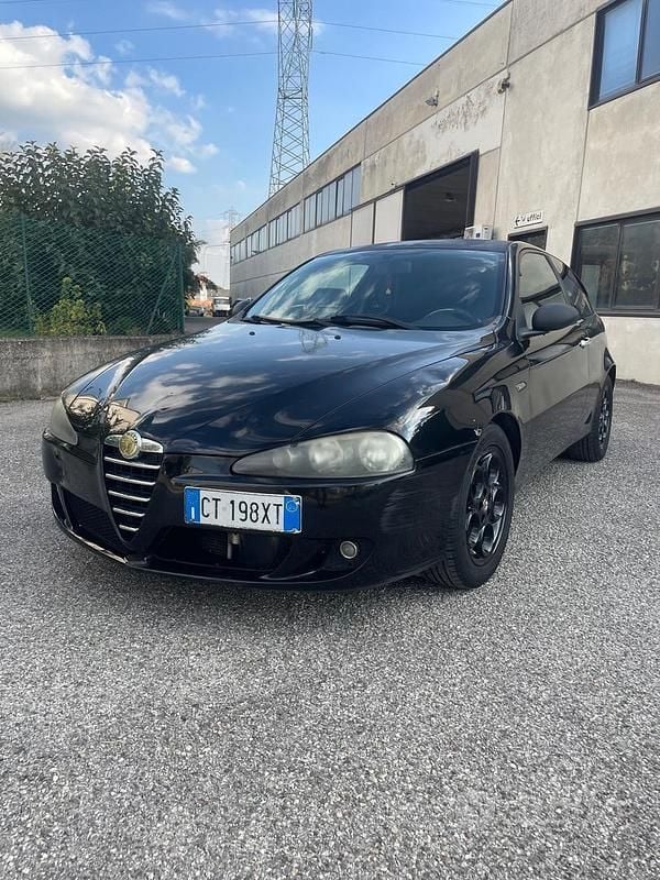 Other Usata 2005 Alfa Romeo 147 Due volumi | 1000 € (Ottimo prezzo) - Immagine 1/4