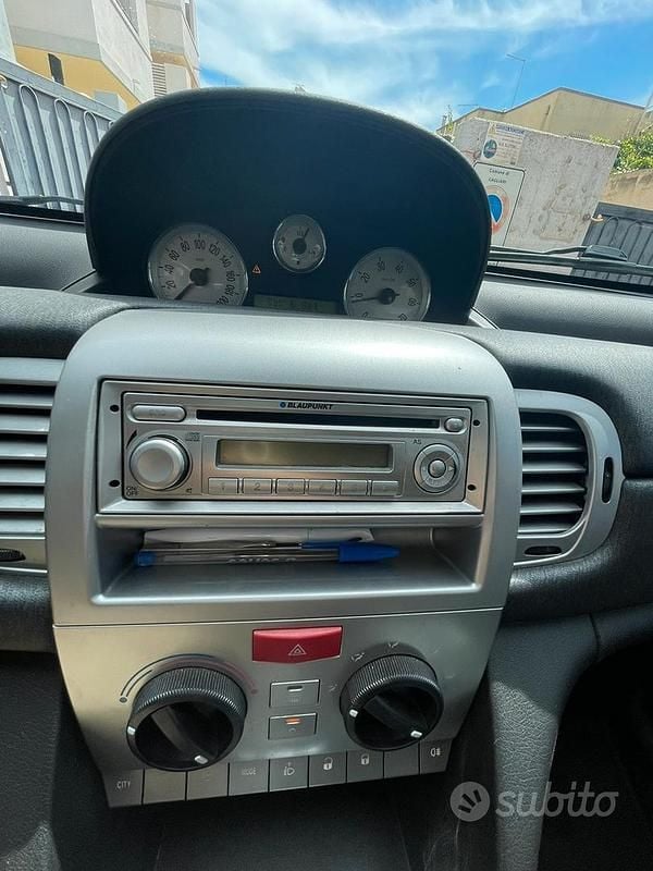 Usata Lancia Ypsilon 69 CV (50 kW) 2010 Bianco Utilitaria