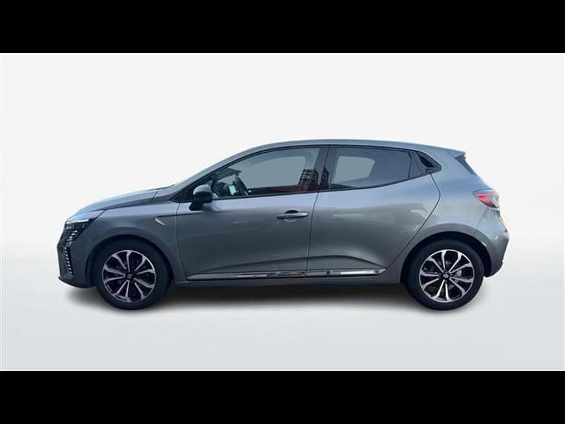Usata Renault Clio V Techno 91 CV (66 kW) 2025 Grigio scuro Utilitaria