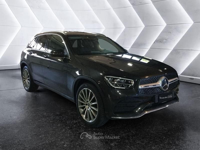 Usata Mercedes GLC300 Premium Plus 245 CV (180 kW) 2022 Nero SUV