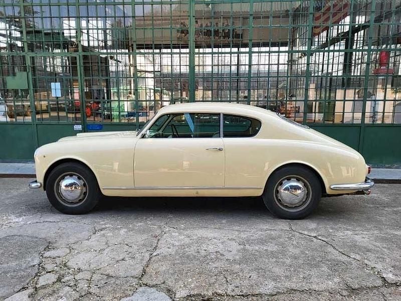 Usata Lancia Aurelia 118 CV (86 kW) 1954 Beige Coupé